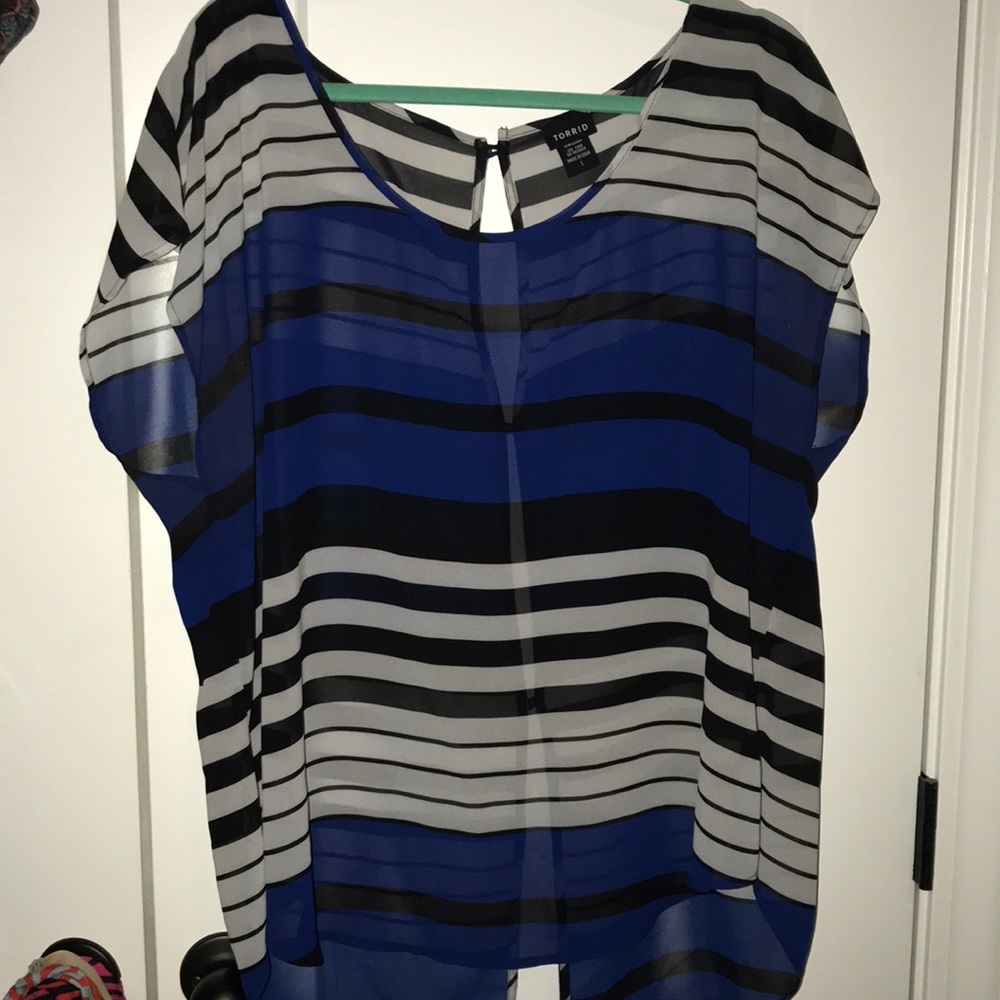 Blue/black stripe button back blouse